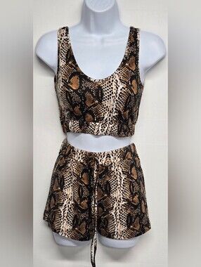 Impulsive S Short Set Animal Print Leopard Stretch Knit Crop Top & Shorts